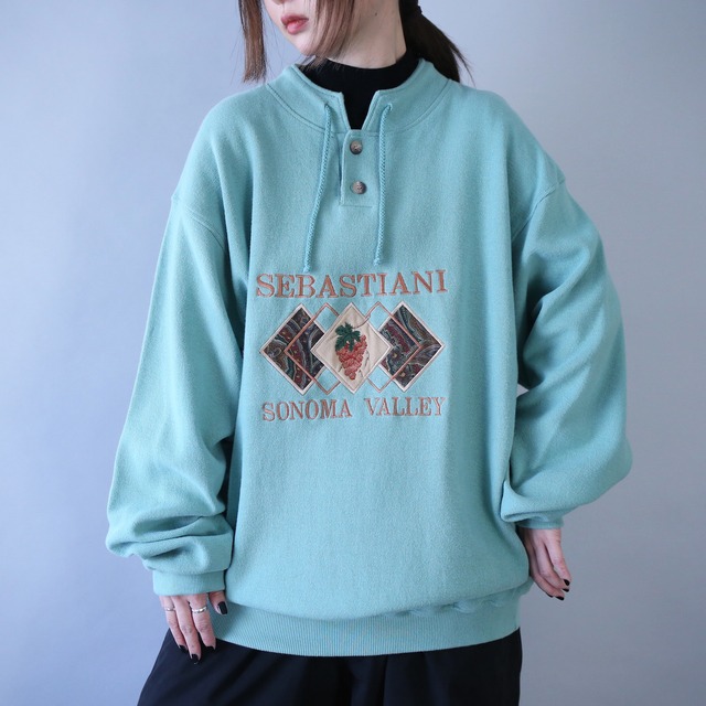 "刺繍" tiffany blue good coloring design over silhouette henry-neck sweat pullover