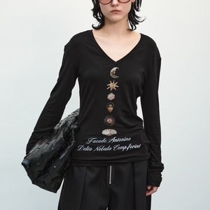 Graphic Print V-neck Pullover 503459