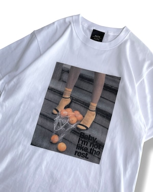 【calm original】relax fit orange photo tee <white>