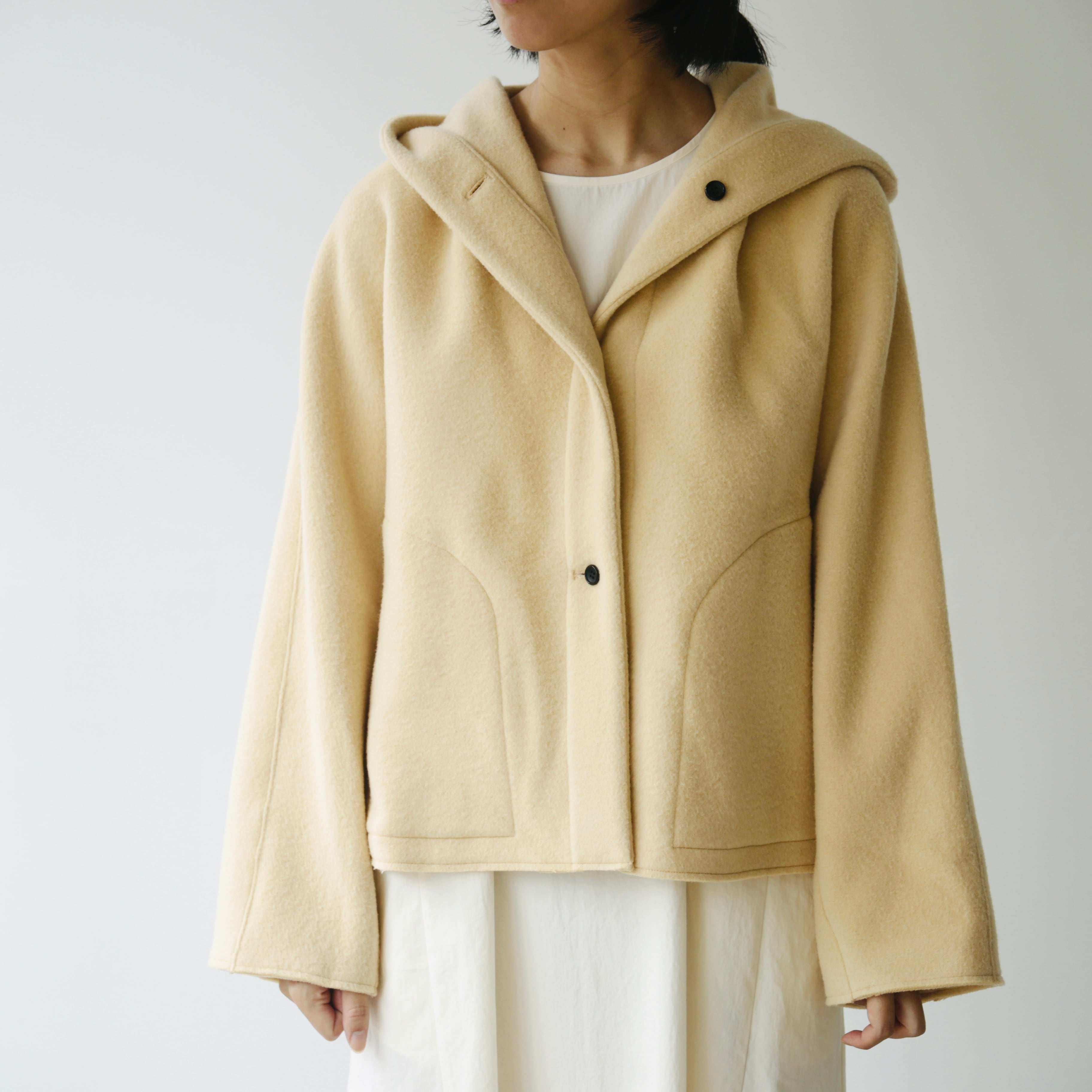 TENNE ショートフードコート | Vie