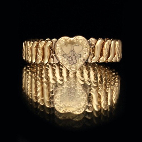 Vintage Sweet Heart Bracelet [1930~] [DFB Co. - Carmen] [Gold Field Heart Shaped Top]