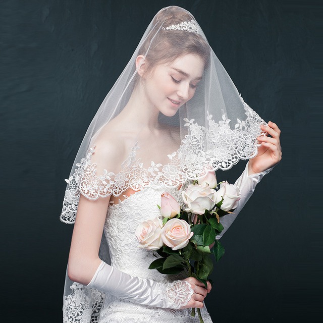 【ウェディングベール】 ウェディングベール ミドル ロング 結婚式 オフホワイト 白 小物 ウェディング 結婚式 挙式 フォトウェディング 20代 30代 40代 シンプル 前撮り 後撮り 少人数ウェディング ナチュラル ウェディング レストランウェディング ガーデンウェディング リゾートウェディング カジュアルウェディング  ソロウェディング