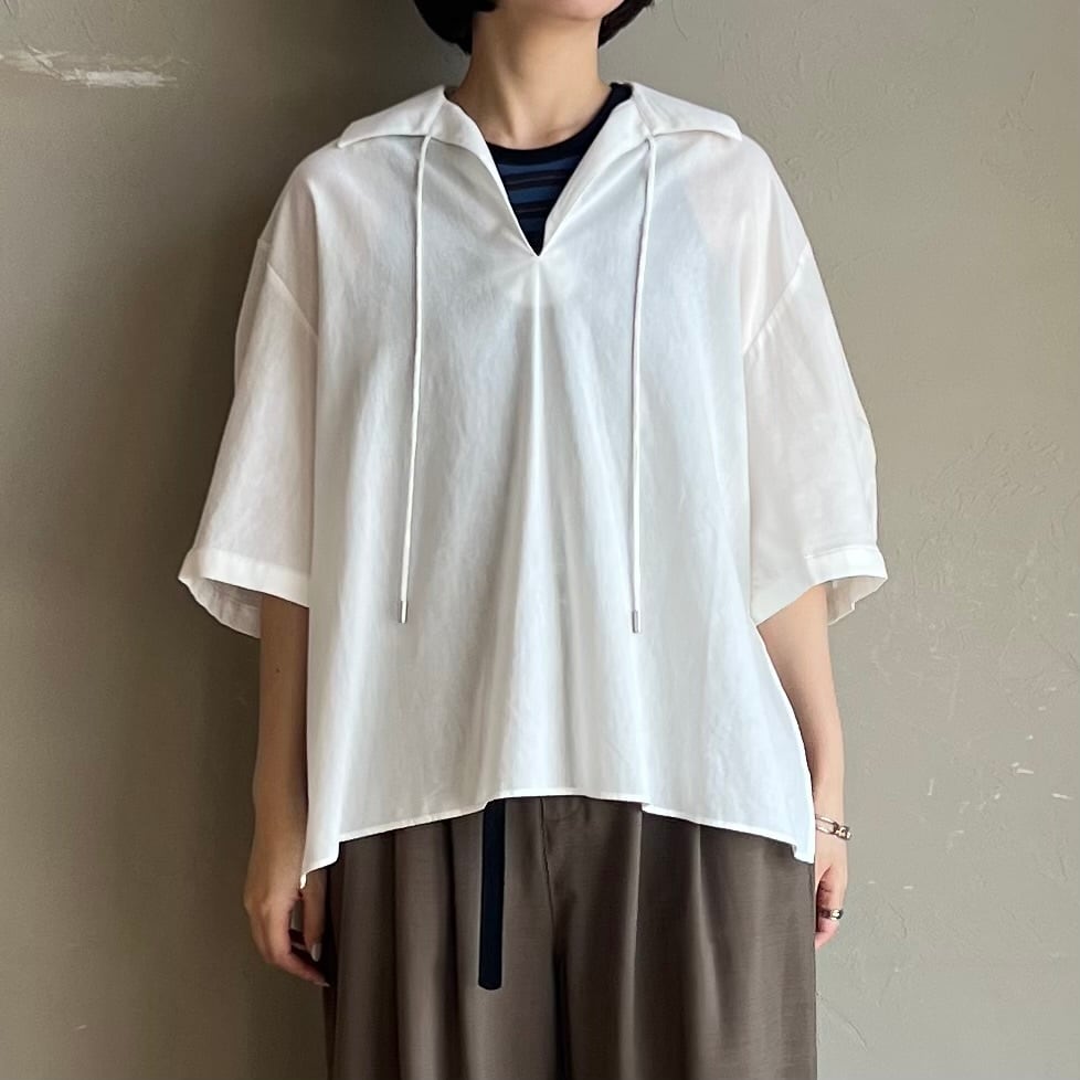 【 ROSIEE 】襟紐ハーフスリーブシャツ