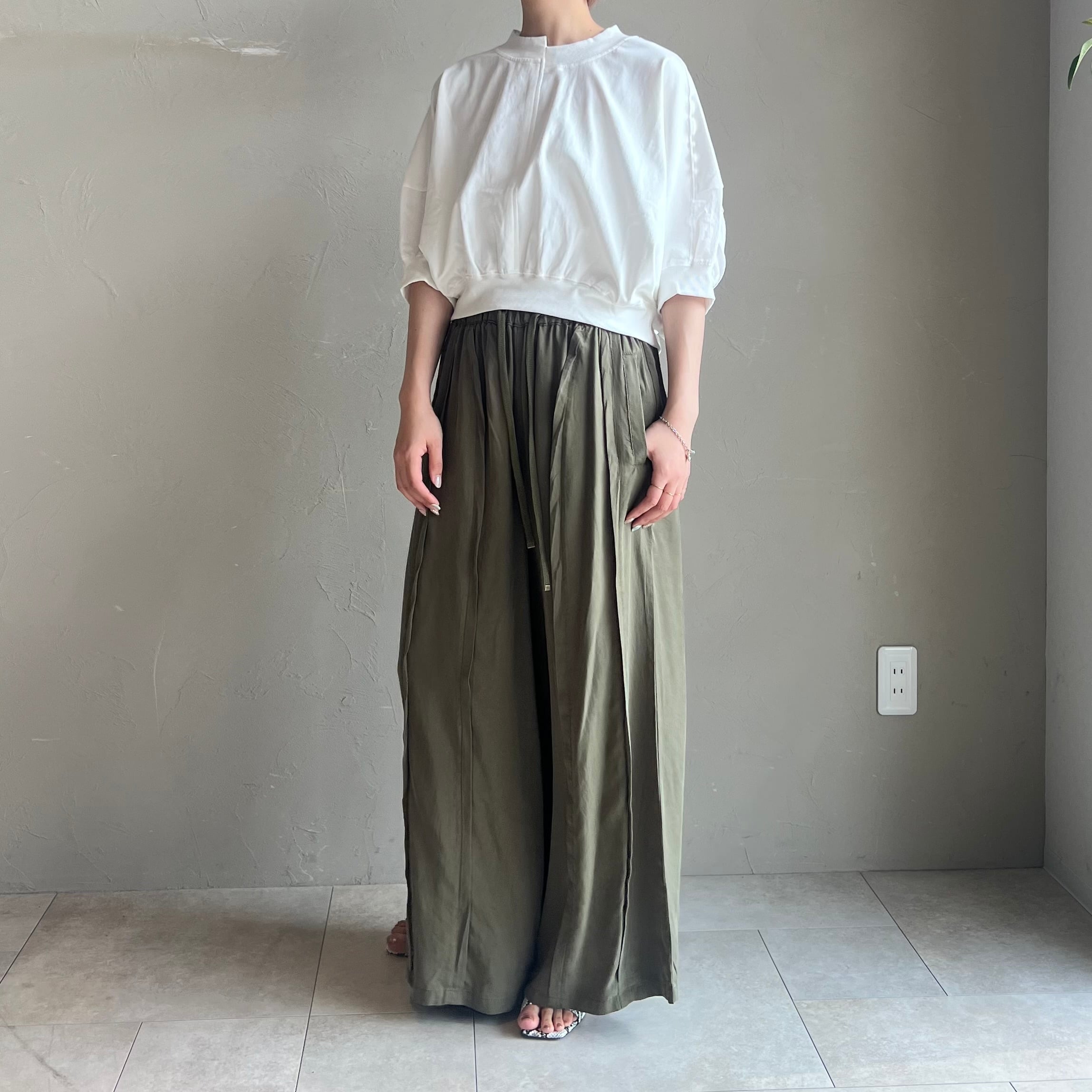 シニカルテンセルビスチェワイドパンツセット　ブラック 8月下旬〜9月上旬入荷【CYNICAL】テンセルタックラインワイド