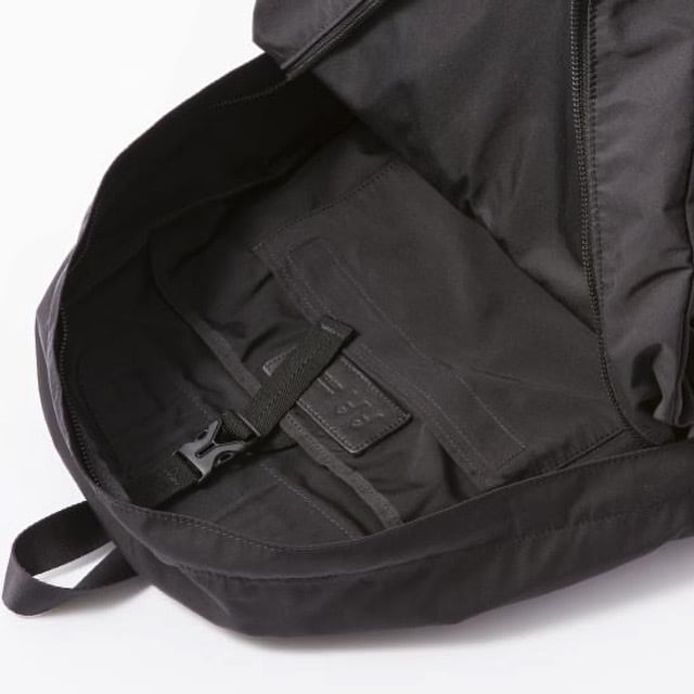 再入荷AMIACALVA(アミアカルヴァ) Gabardine Backpack black | Debby