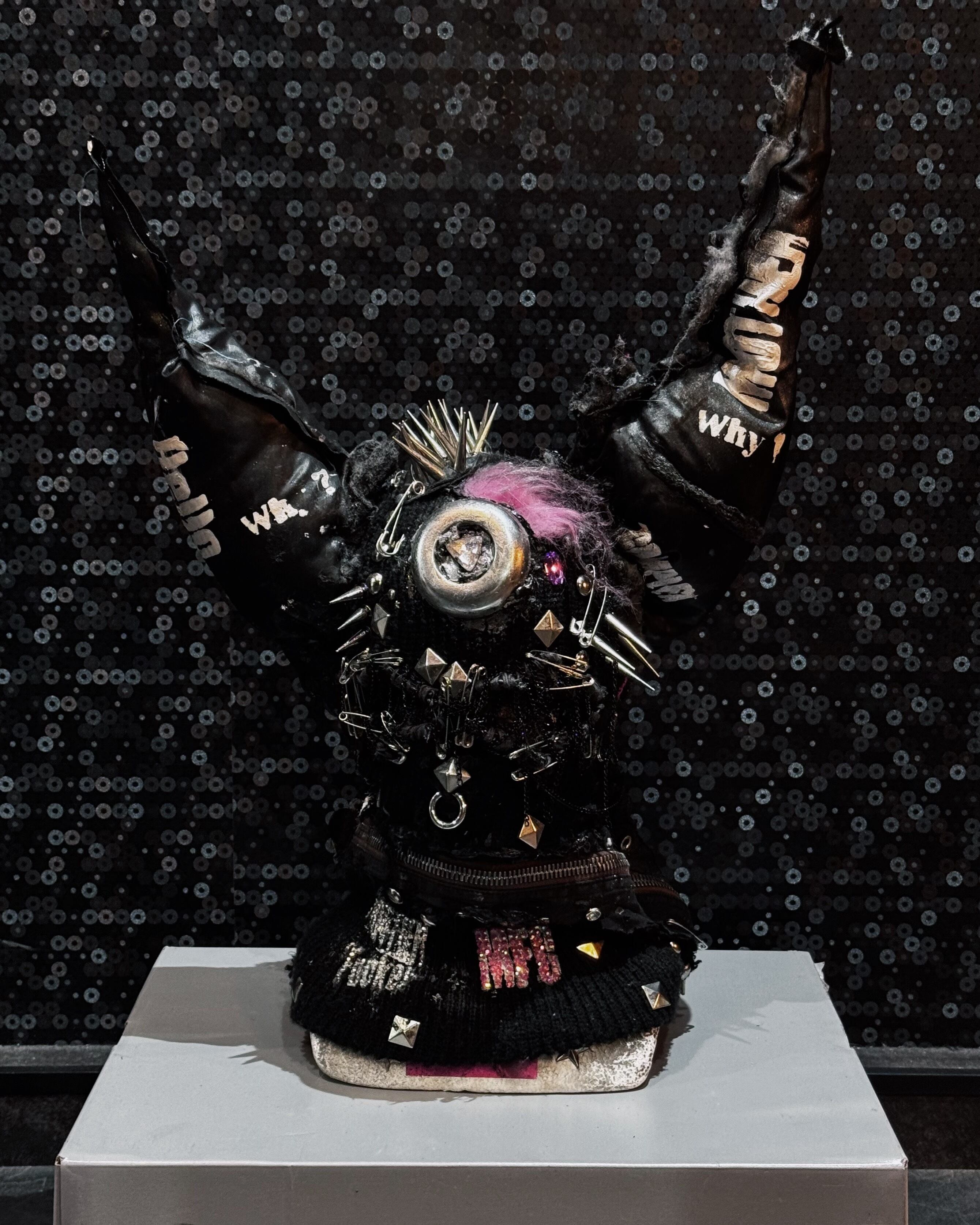 【ÆIEM】MOTHER COMPLEX One Eye Horned Spike Distressed Mask