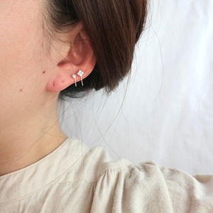 s925 スクエアきらきらストーン　ミニシルバーイヤーカフ