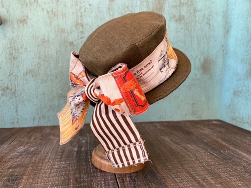 ハンドメイドドール帽子：マッシュルームキャット招待状