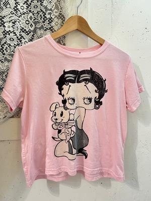 “Betty Boop” pink T-shirts
