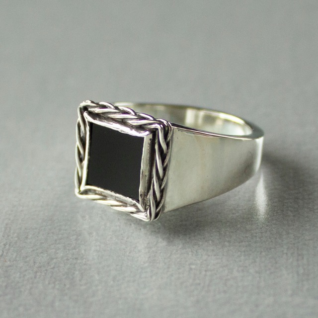 Mirrorstone Ring (Square) #Onyx