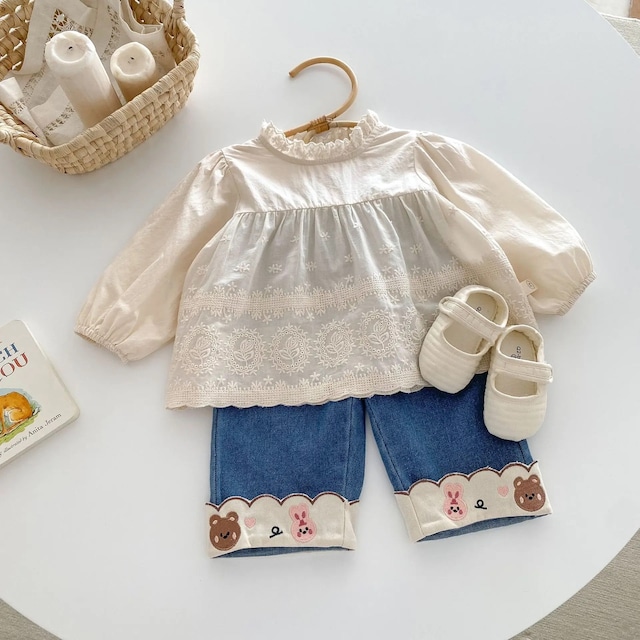 【取寄】ハイネックフリルが可愛いAラインガーリーブラウス