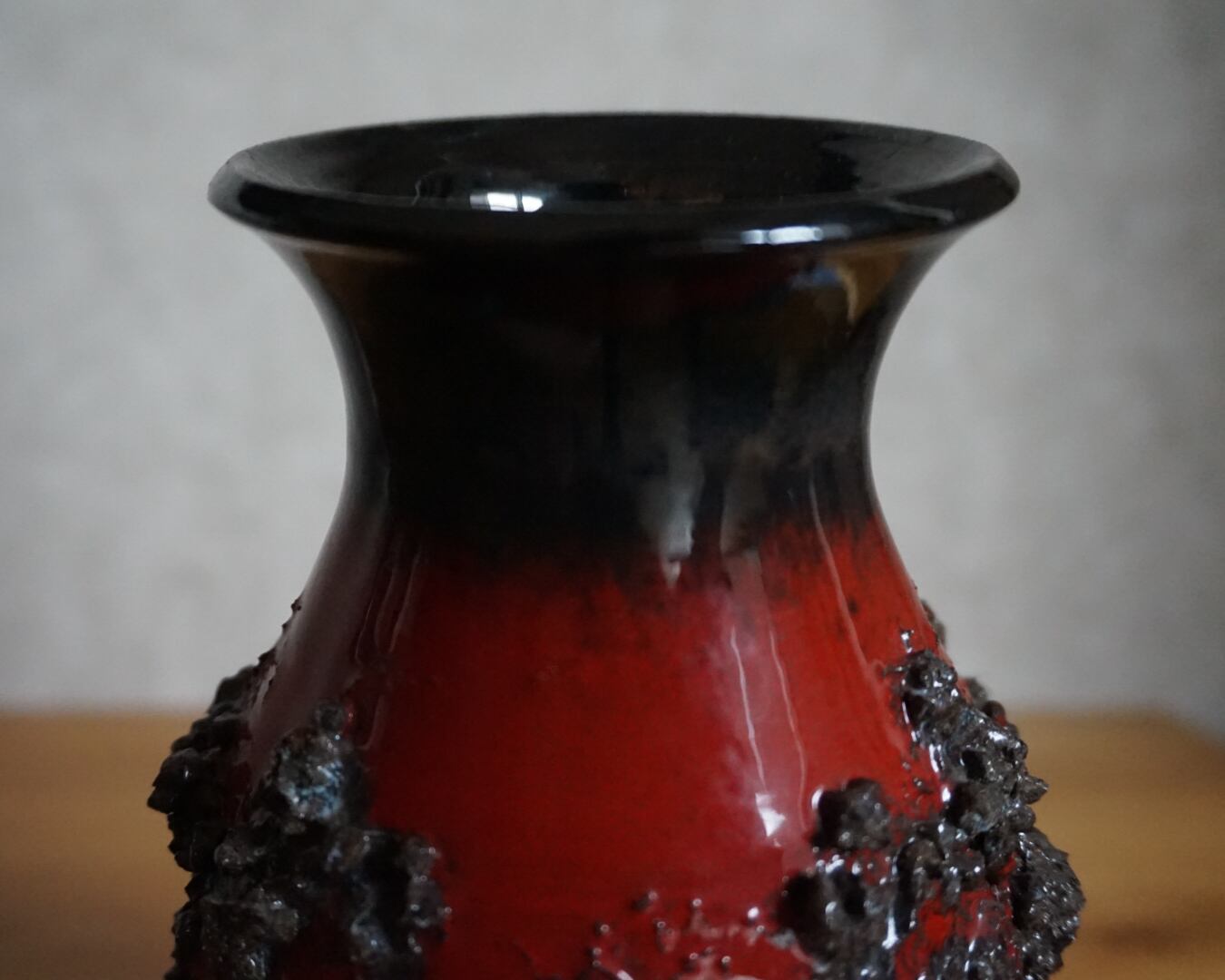 希少 Glit Lava アイスランド製 ヴィンテージ 花瓶 Glit Lava / 003 | Vase's Base - Fat Lava and Antique Vases -