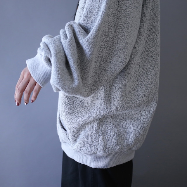 "刺繍"one point design over silhouette design sweatshirt