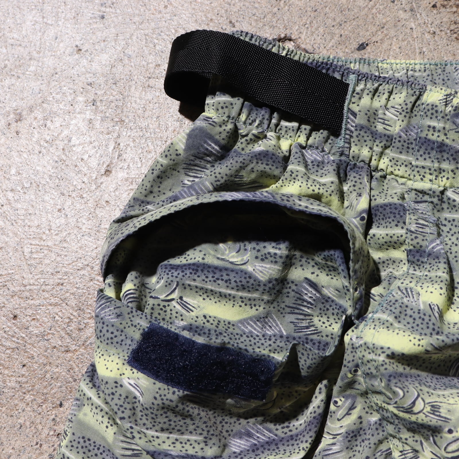 極美品 M 02年 トラウト総柄リバーショーツ patagonia パタゴニア 