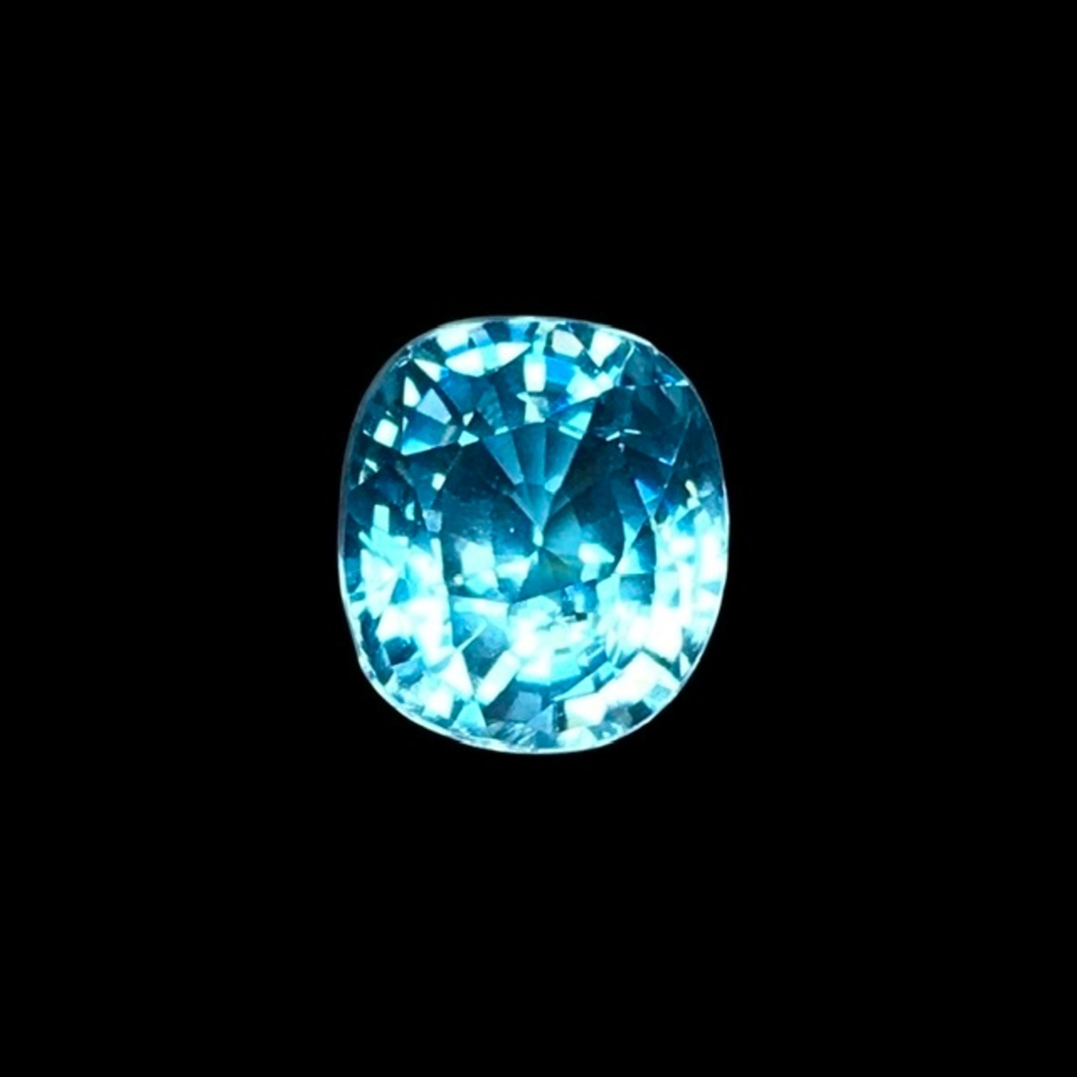 3 25ct ブルージルコン No 1106 レアルース 天然石 宝石 青 オーバル S Vivi S Crystal