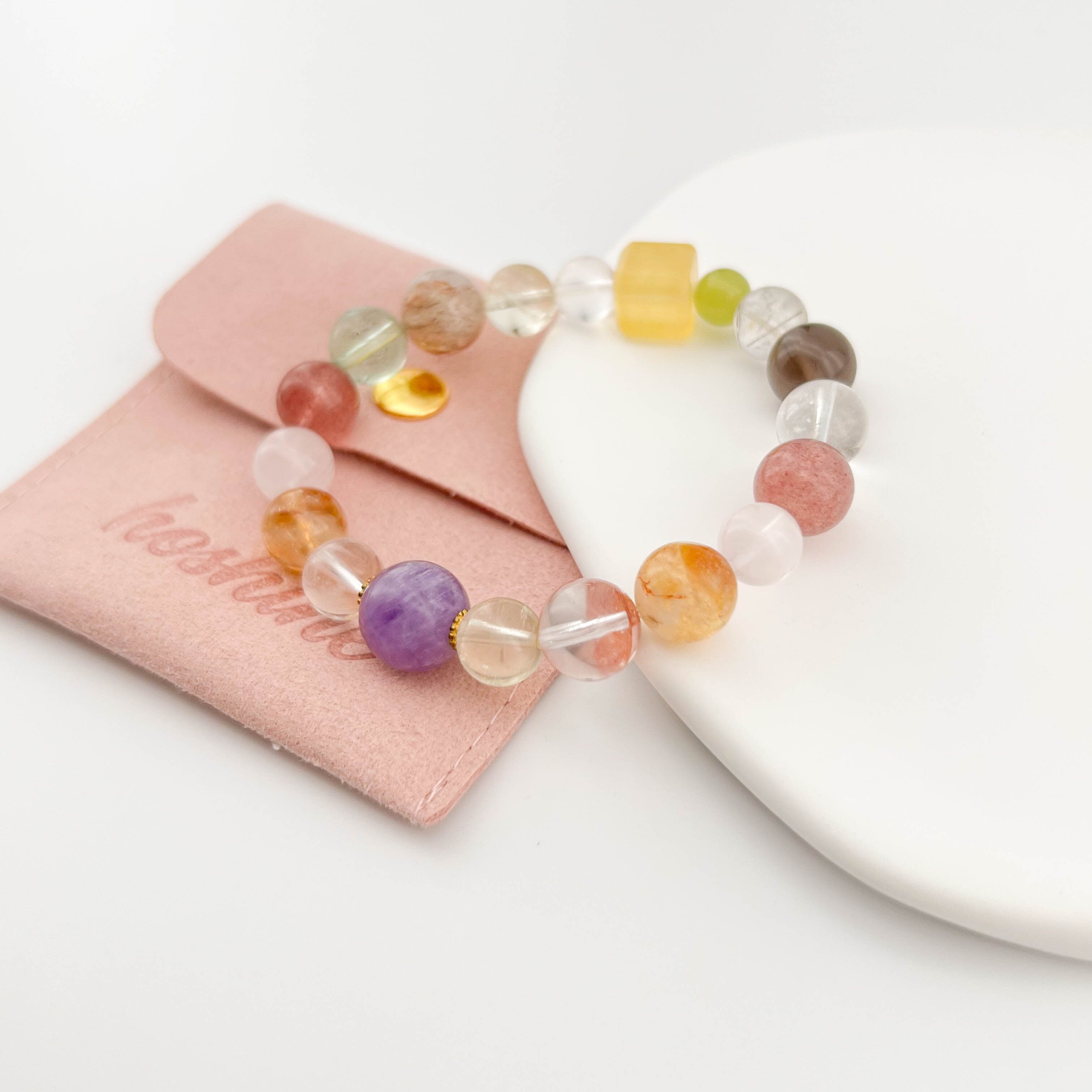 ハンドメイドの天然クリスタルミックスブレスレット