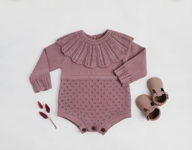 OLIVEandCRADLE　Knitted Sweater Romper ニットロンパース　ロンパース　出産祝い　ギフト　ボディースーツ　日本未入荷　海外子供服　ナチュラルコーデ　ベビー服　ベビーギフト　ハンドメイド　くすみカラー