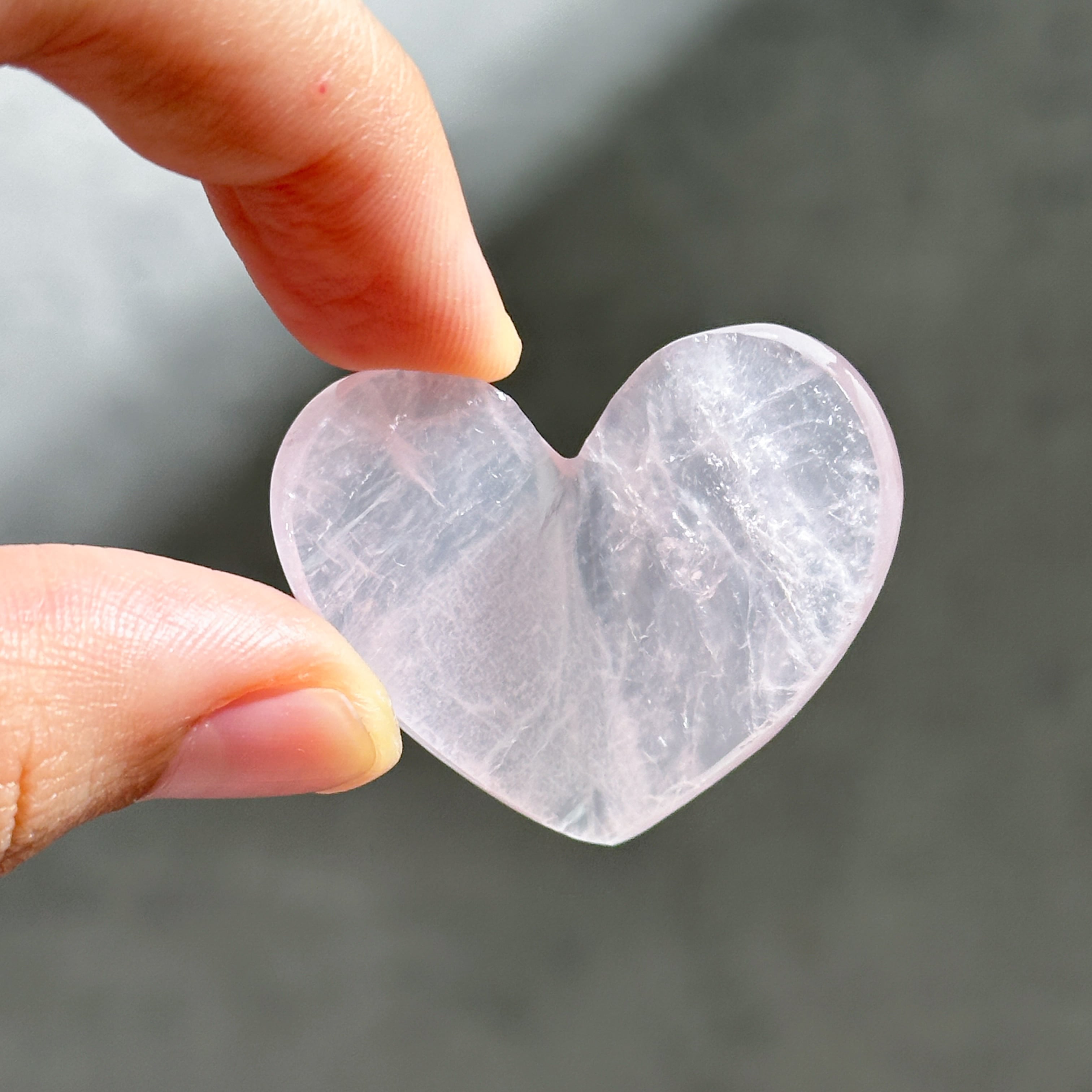 ローズクォーツ 3Dハート 01♡Rose Quartz heart ♡天然石・鉱物