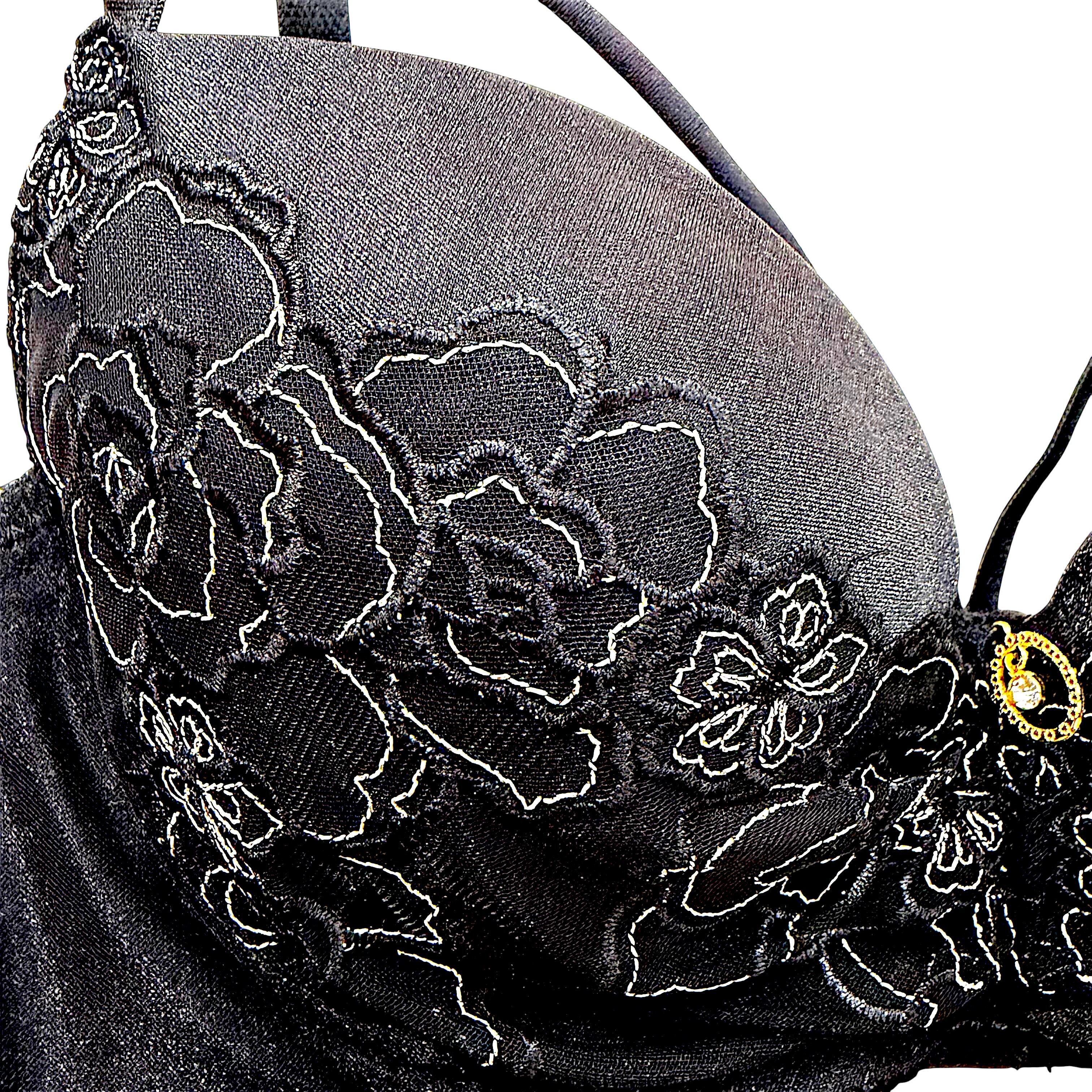 BCDcup【76300ブラック】大胆なブラックストリングがセクシーなブラセット