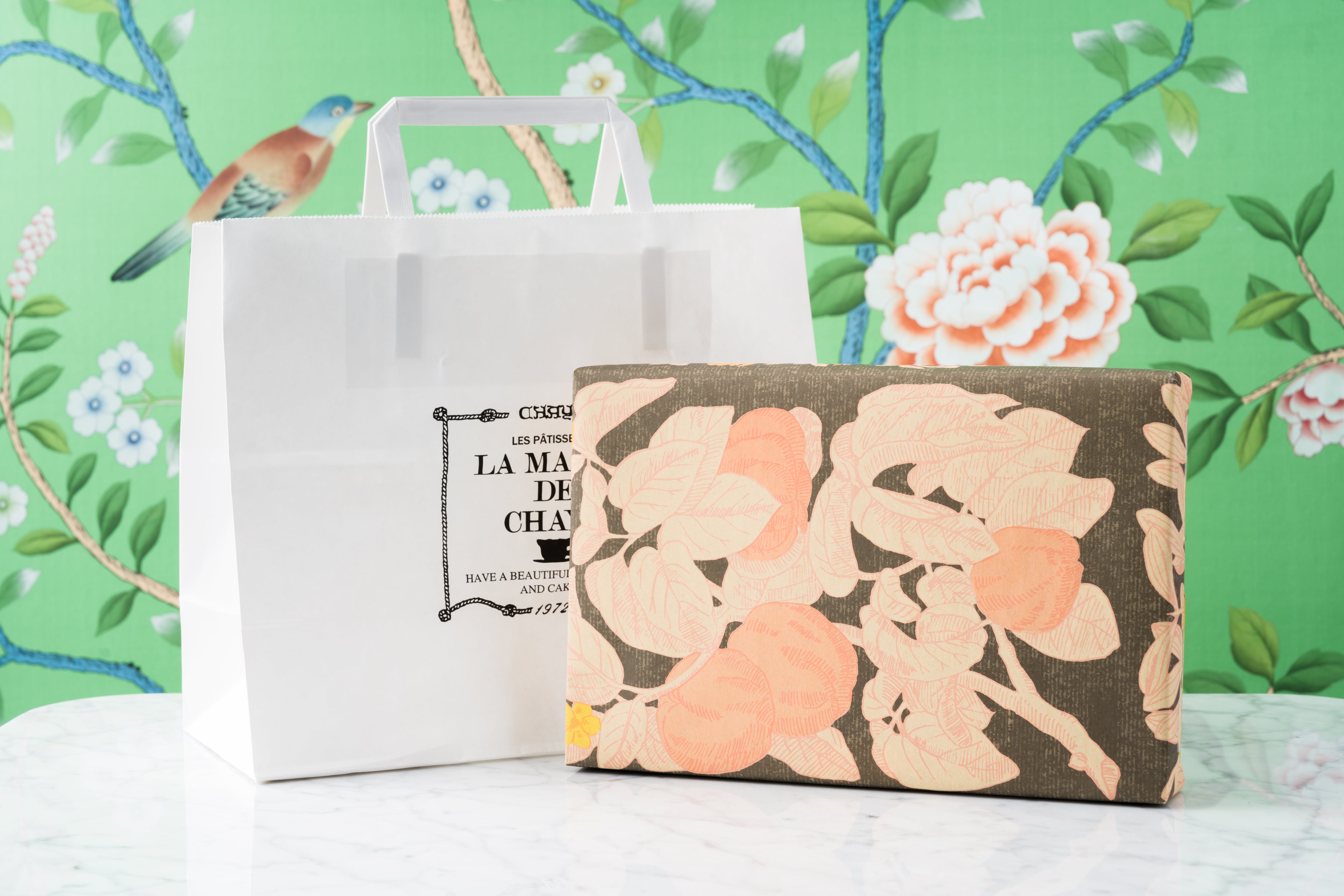 新商品】葉山のショコラ・カロ ミルクティー 6個入 | LES PÂTISSERIES