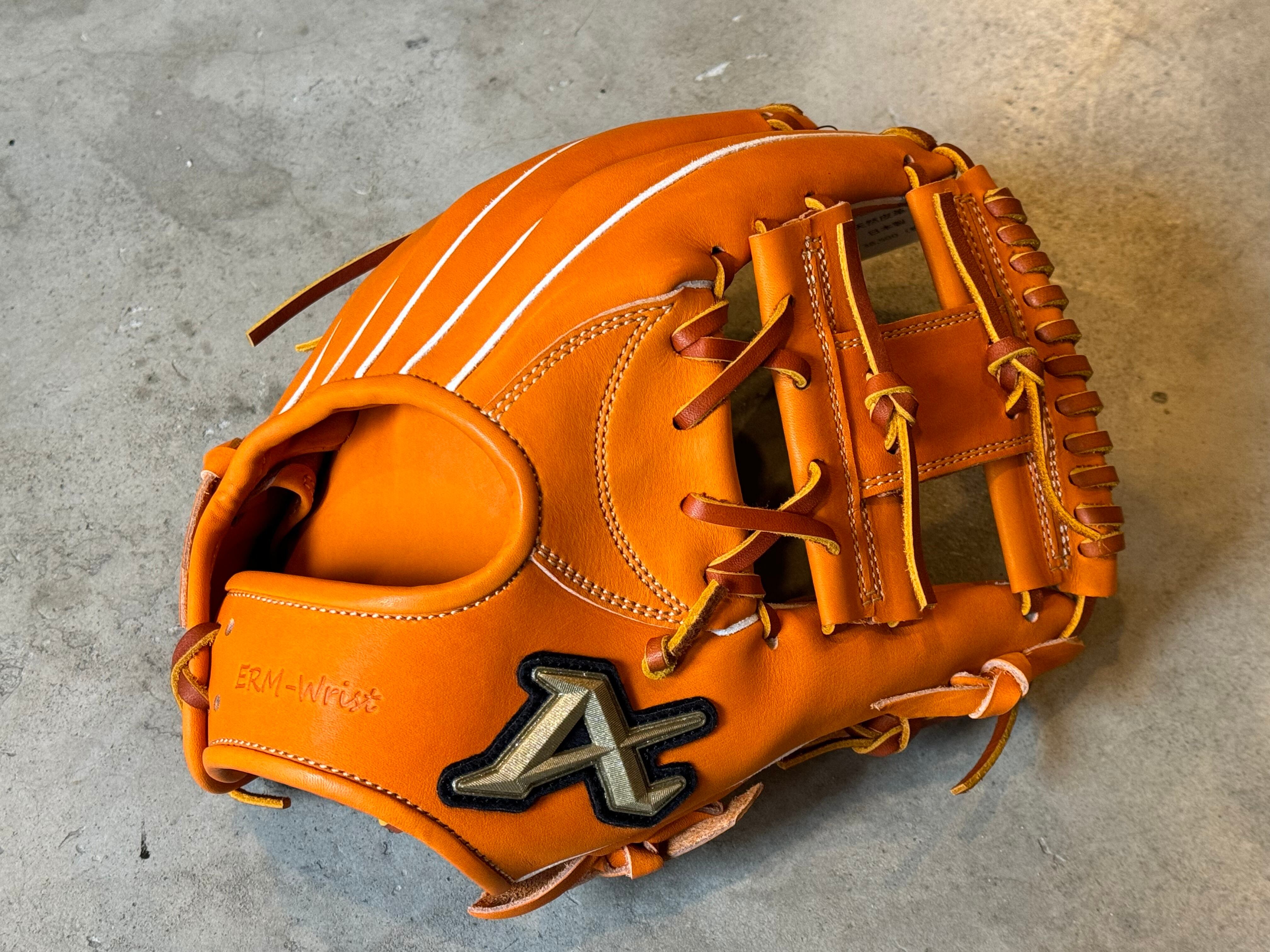 National Line限定モデル【ATOMS】軟式用グローブ 内野手用 026型  