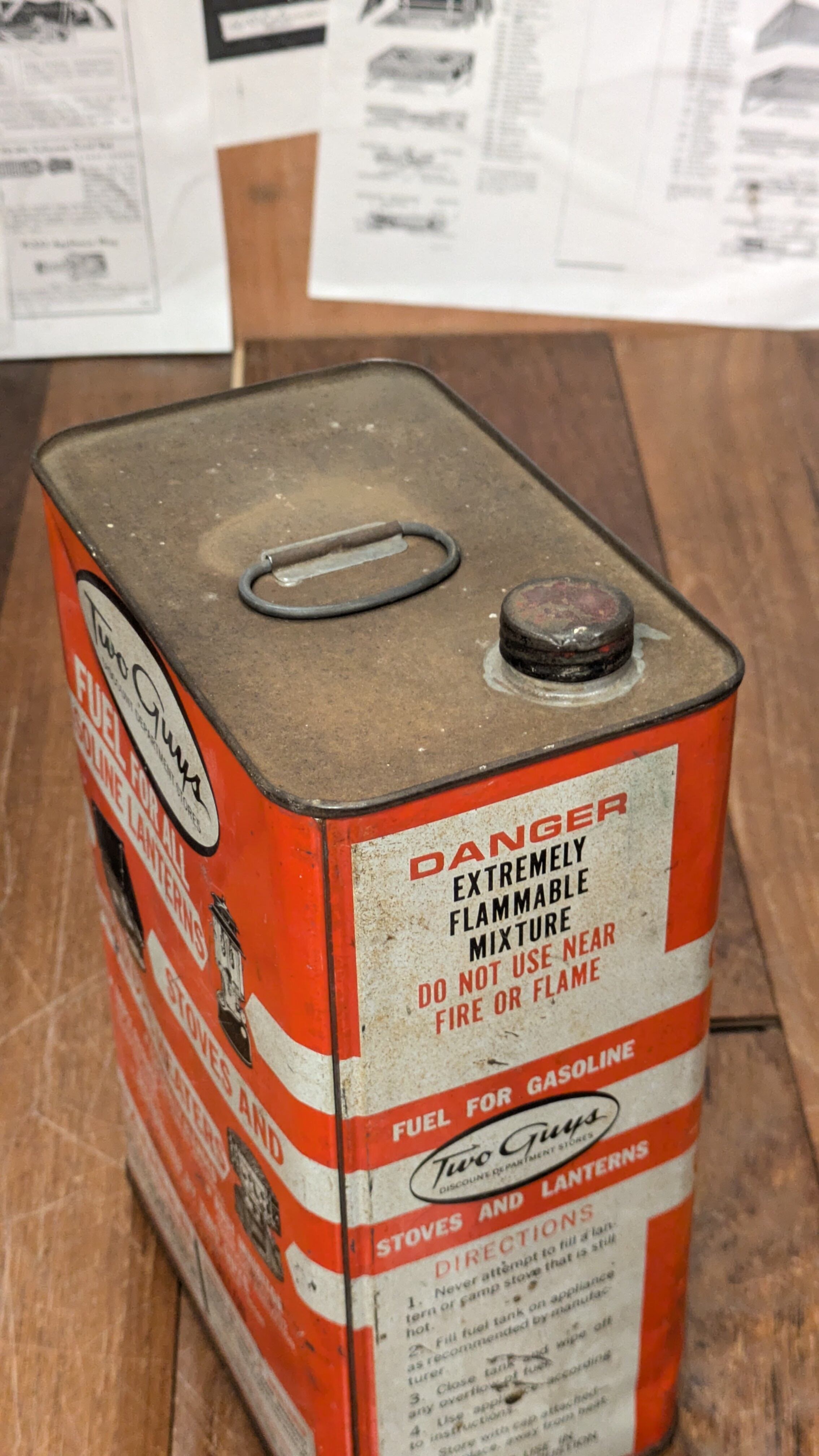 Vintage TwoGuys GasolinCan US 1GAL Antique OilCan ビンテージ 1