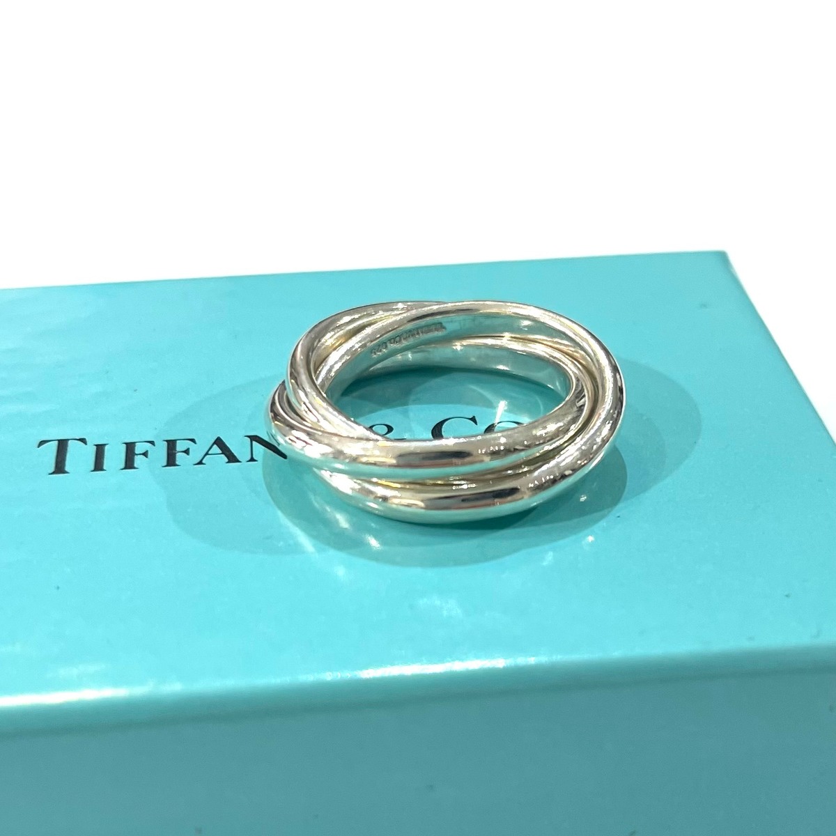 TIFFANY&CO】 【13-14号 】2420 希少ティファニートリニティ3連リング 