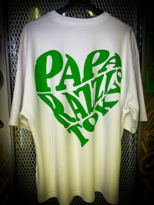 paparazzi heart logo tee