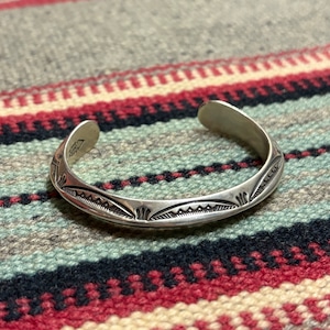 STANLEY PARKER SILVER BANGLE