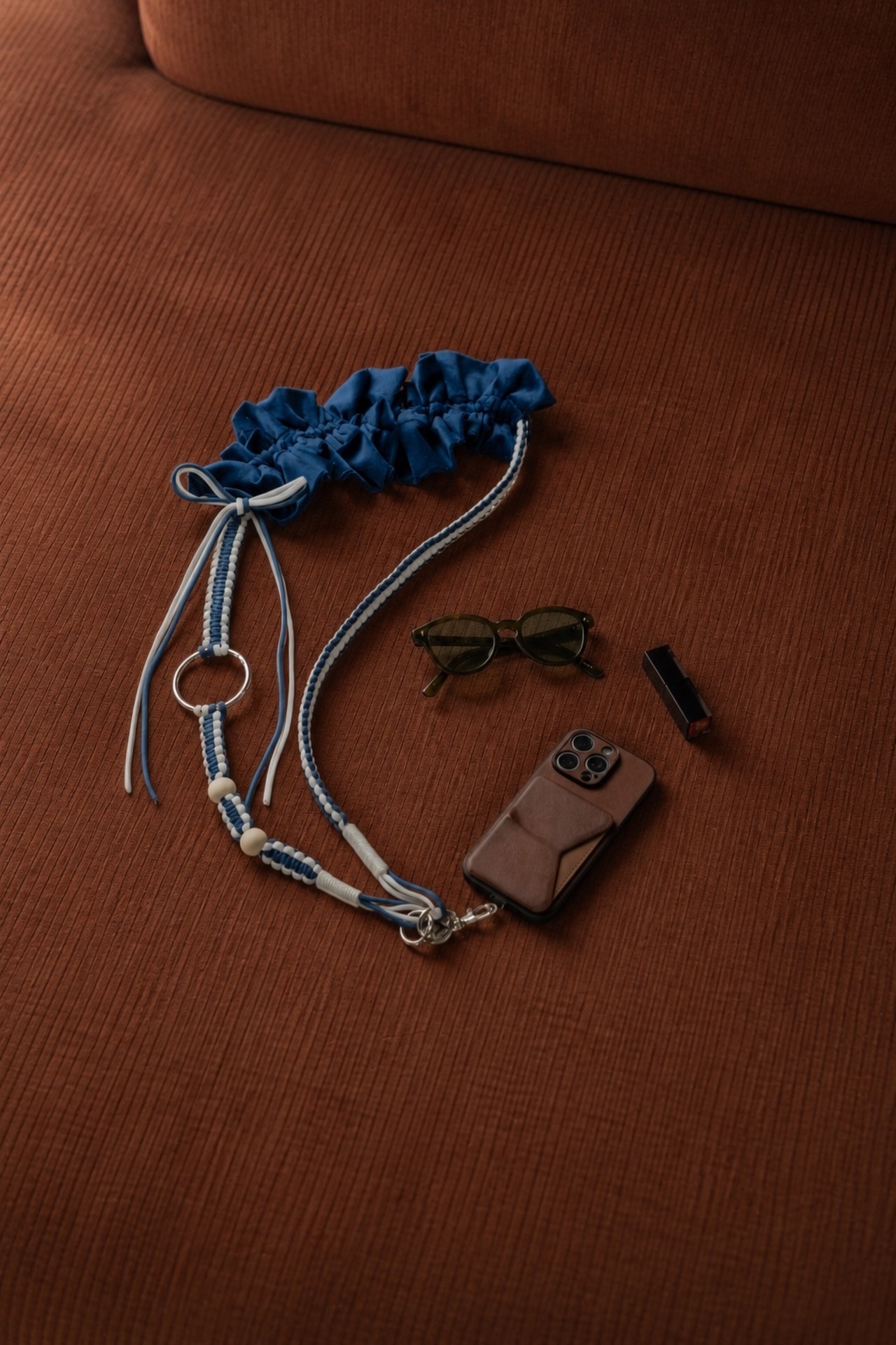 bi-tone frill velour strap Navy