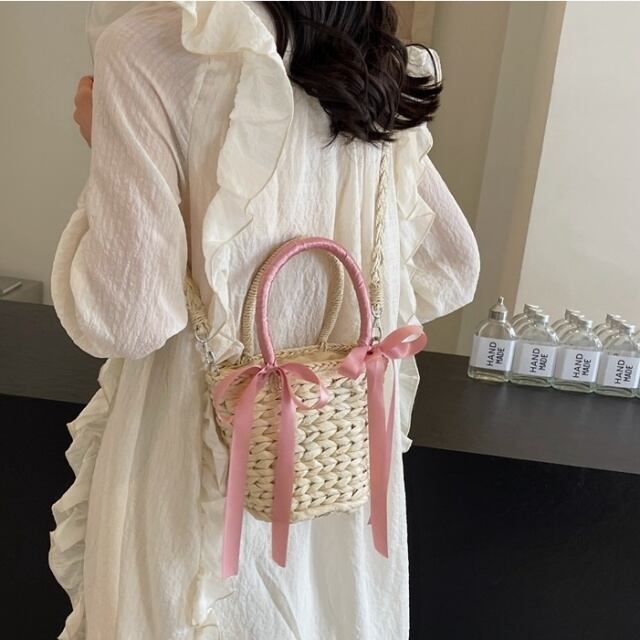 【予約販売】カゴバッグ 2WAY ハンドバッグ ショルダー ストロー リボン ブルー ライトピンク ダークピンク 斜め掛け ミニバッグ 華奢 夏 春 秋 こなれ感 お洒落 韓国 大人可愛い トレンド