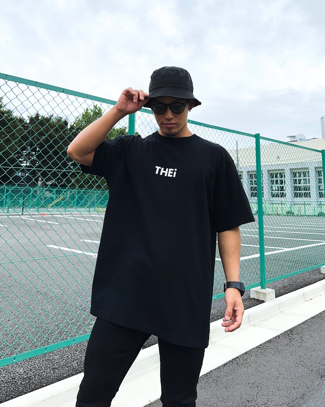 BASIC T-SHIRT - BLACK