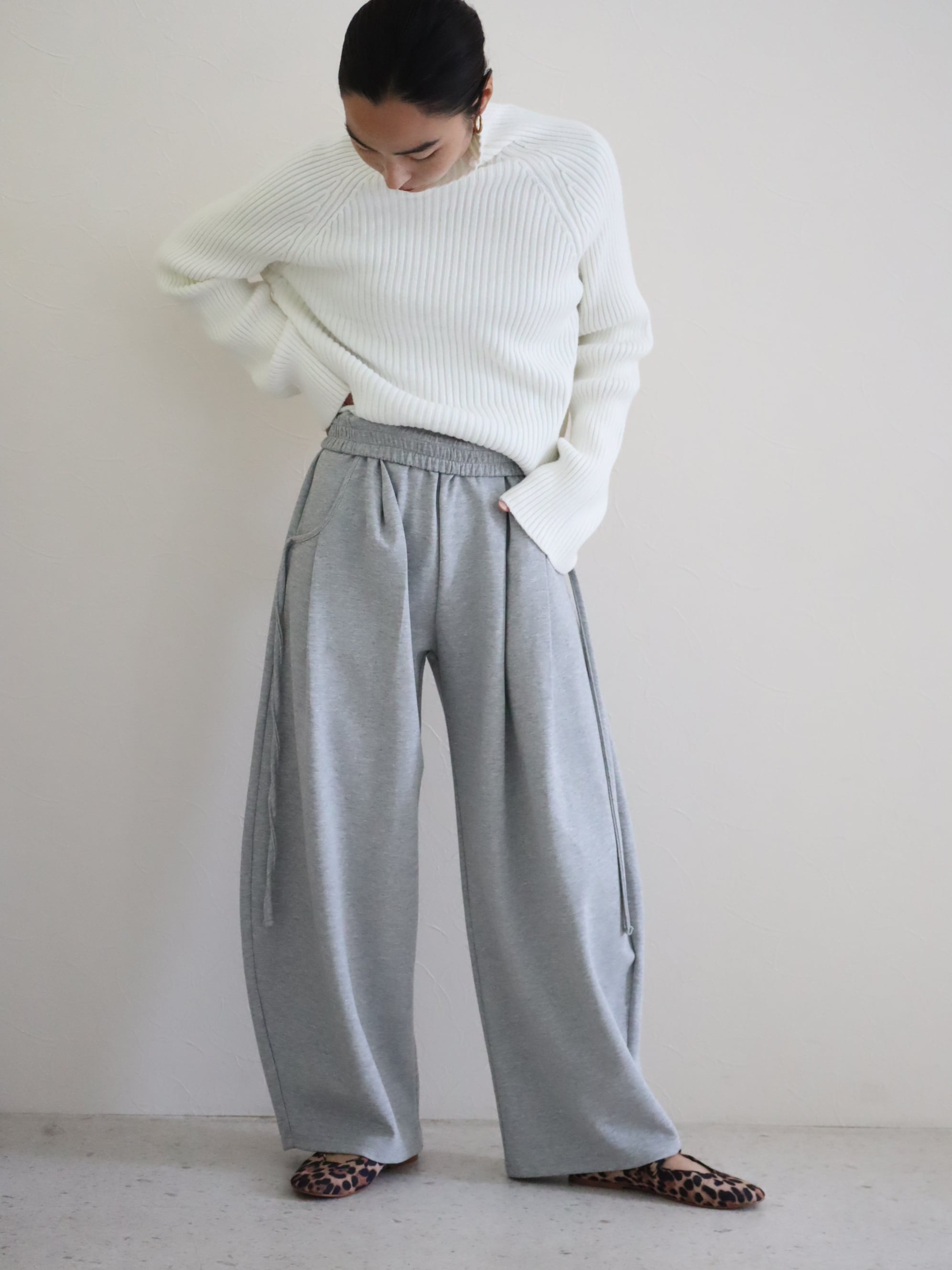 curvy sweat pants | HAILEE
