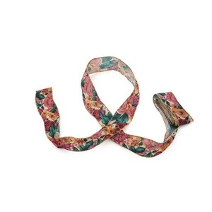 クリーム地花柄リボンロール