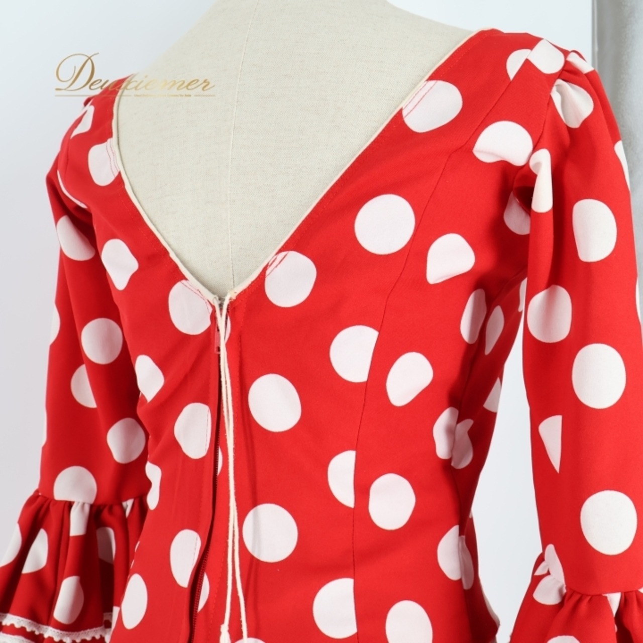 フラメンコ 衣装 バタデコーラ トップス スペイン製 ESPERANZA ROMERO 赤 ドット 水玉 フリル ボランテ ブラウス ファルダ スカート 発表会 パーティ レッスン レッド系 ホワイト系 ブルー系 フラメンコ衣装 セットアップ 可愛い エレガント トップス フェスティバル ステージ衣装 女性用 おしゃれ しっかりした生地 発表会用 水玉模様 フリル付き