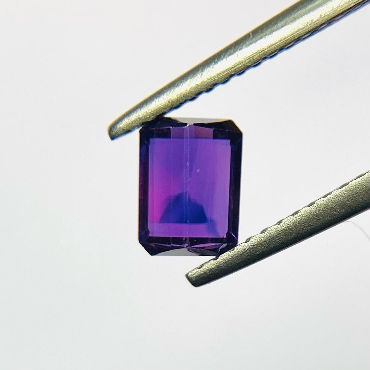 美しいアートサファイア