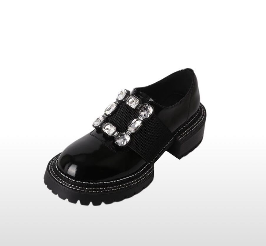 ビジューデザインローファー