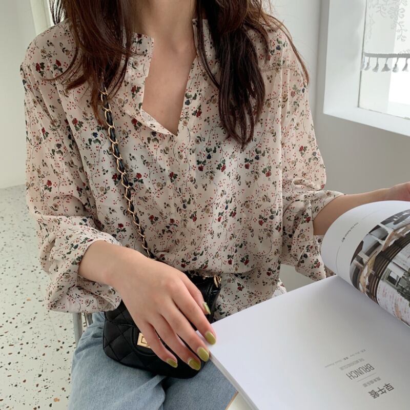 夏の新しいスタイルのレトロな香港の味ルーズフローラルプリント日焼け止め非常に妖精のブラウスデザインニッチシャツ 1号婦人55308502630