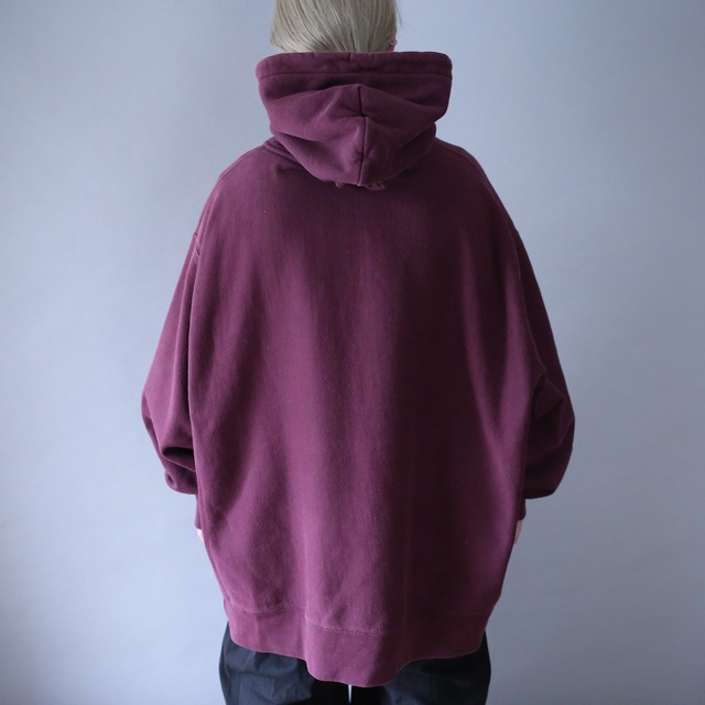 "Champion" bordeaux color over silhouette reverse wave sweat parka