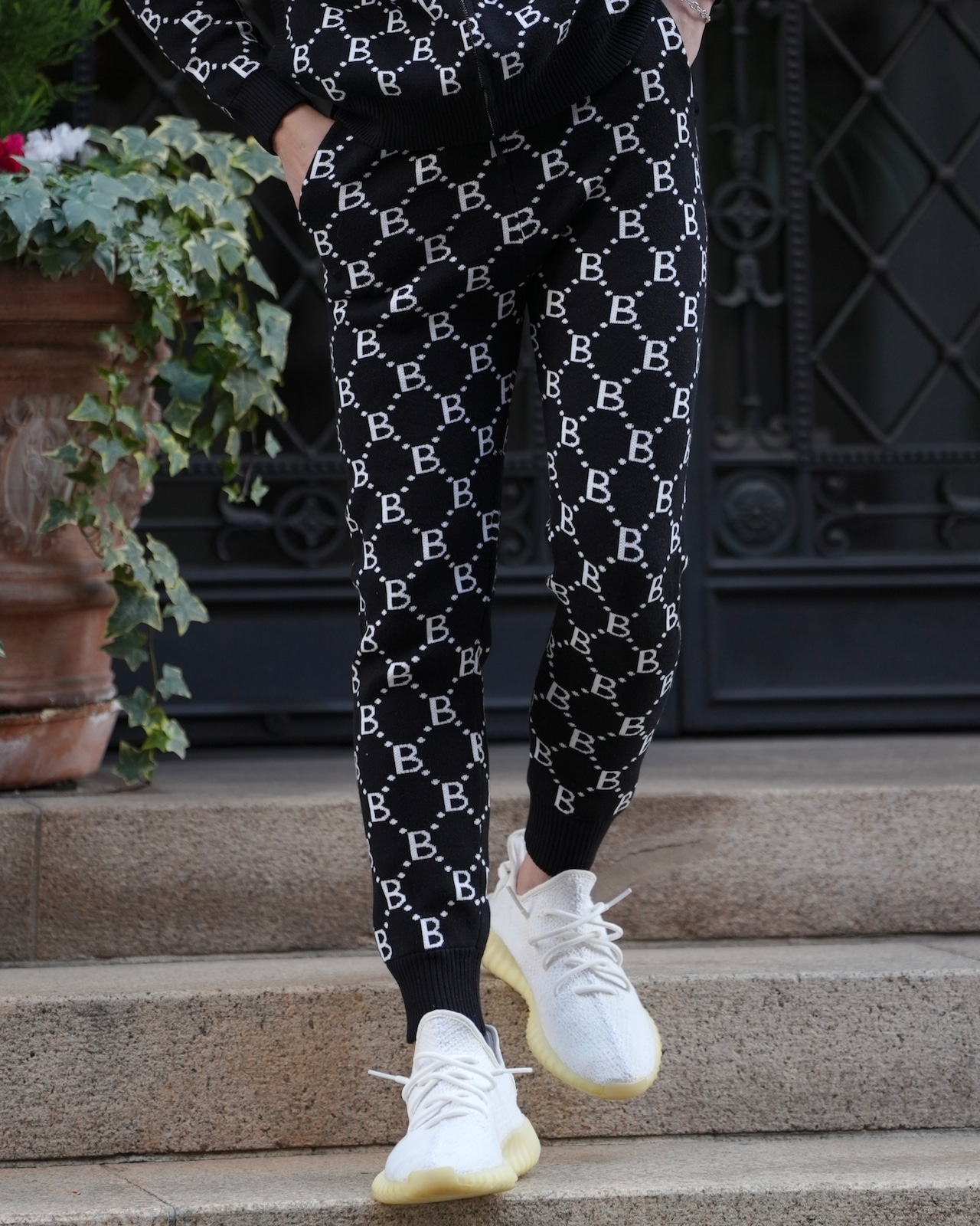 BELINDA MONOGRAM SWEAT PANTS【BB25025】