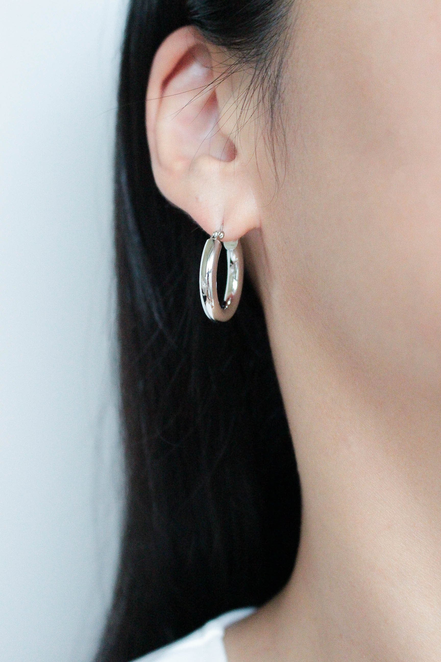 Mid Chubby Hoop Pierce | ebine(エビネ)|金属アレルギー対応アクセサリー