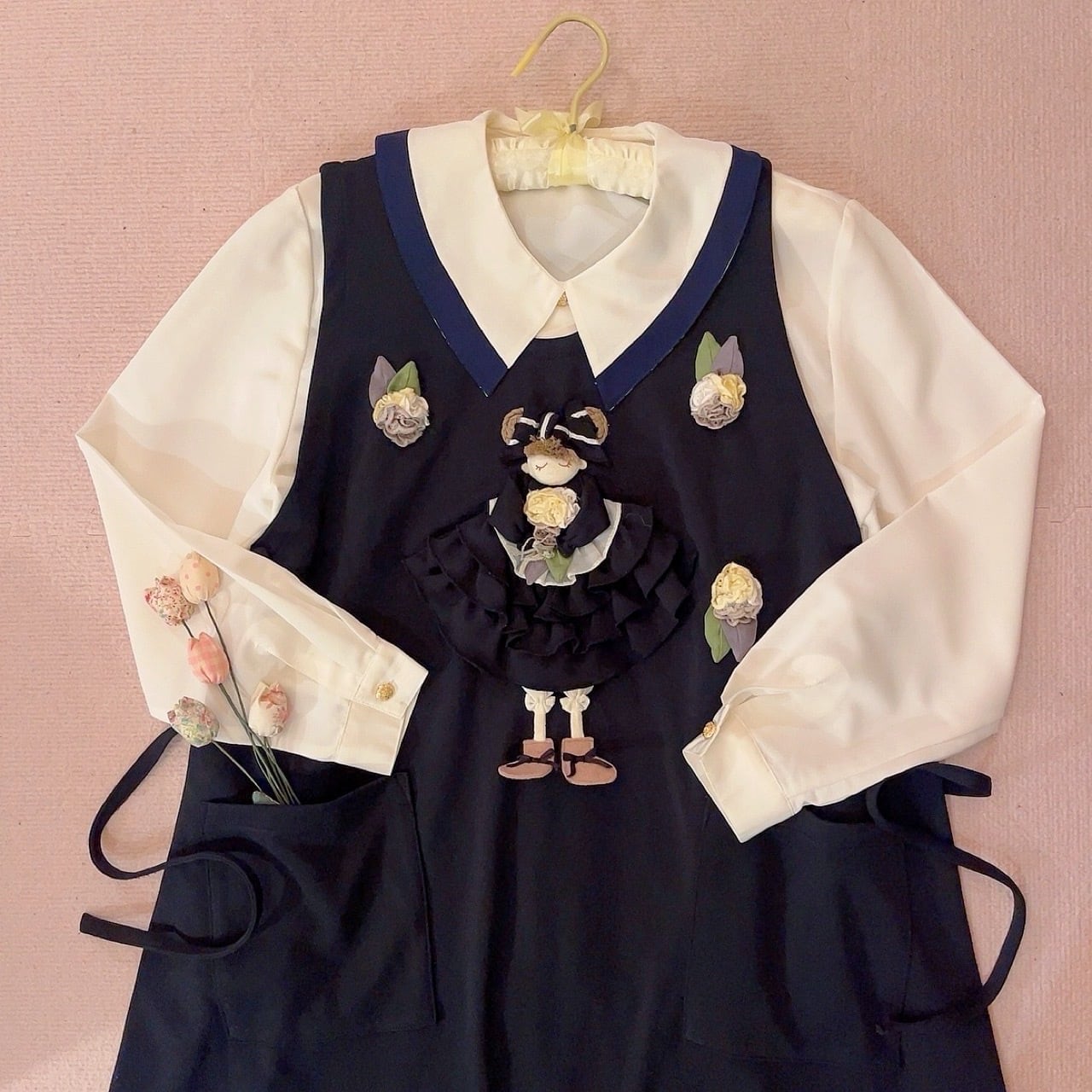 flower doll applique jumper skirt