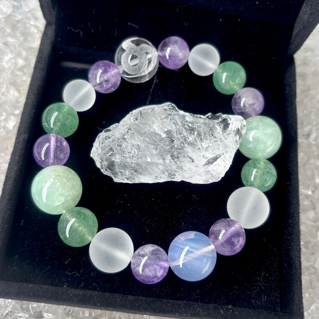 女神と再生の石(約16〜16.5cm)1 女神と再生の石(約16〜16.5cm)1