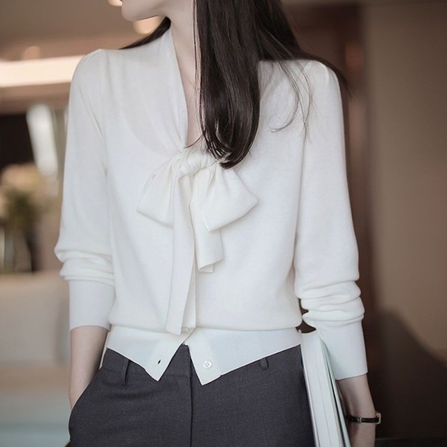 Chest tie elegant knit