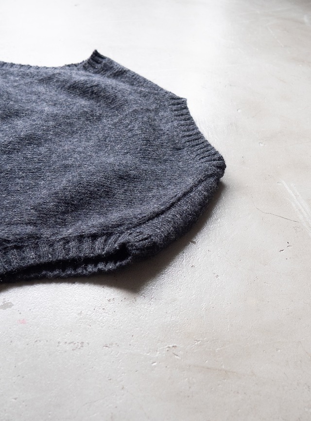 "WICKHAM" 1990s Wool knit vest