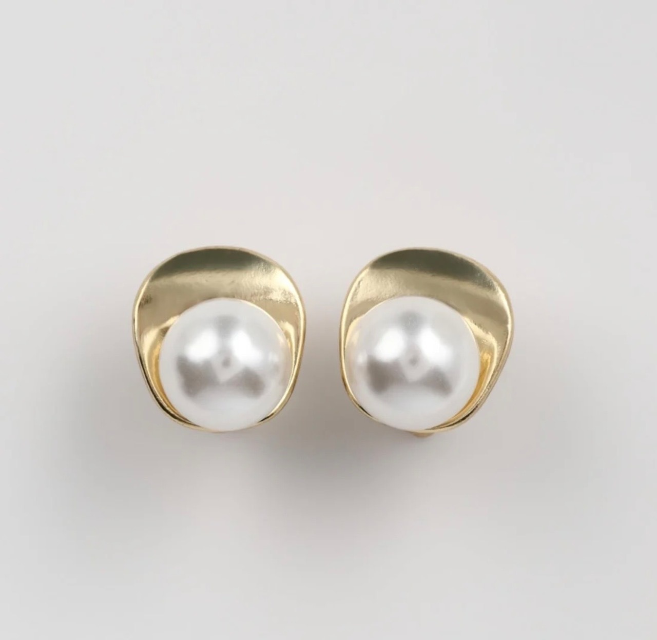 Big pearl Simple Pierce