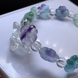 1.色合いが美しい・クローバーフローライト