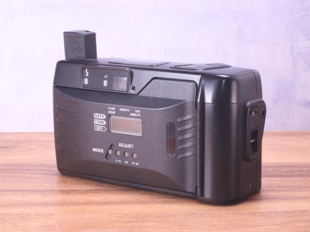 RICOH FF-9D | Totte Me Camera