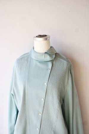 pleats blouse