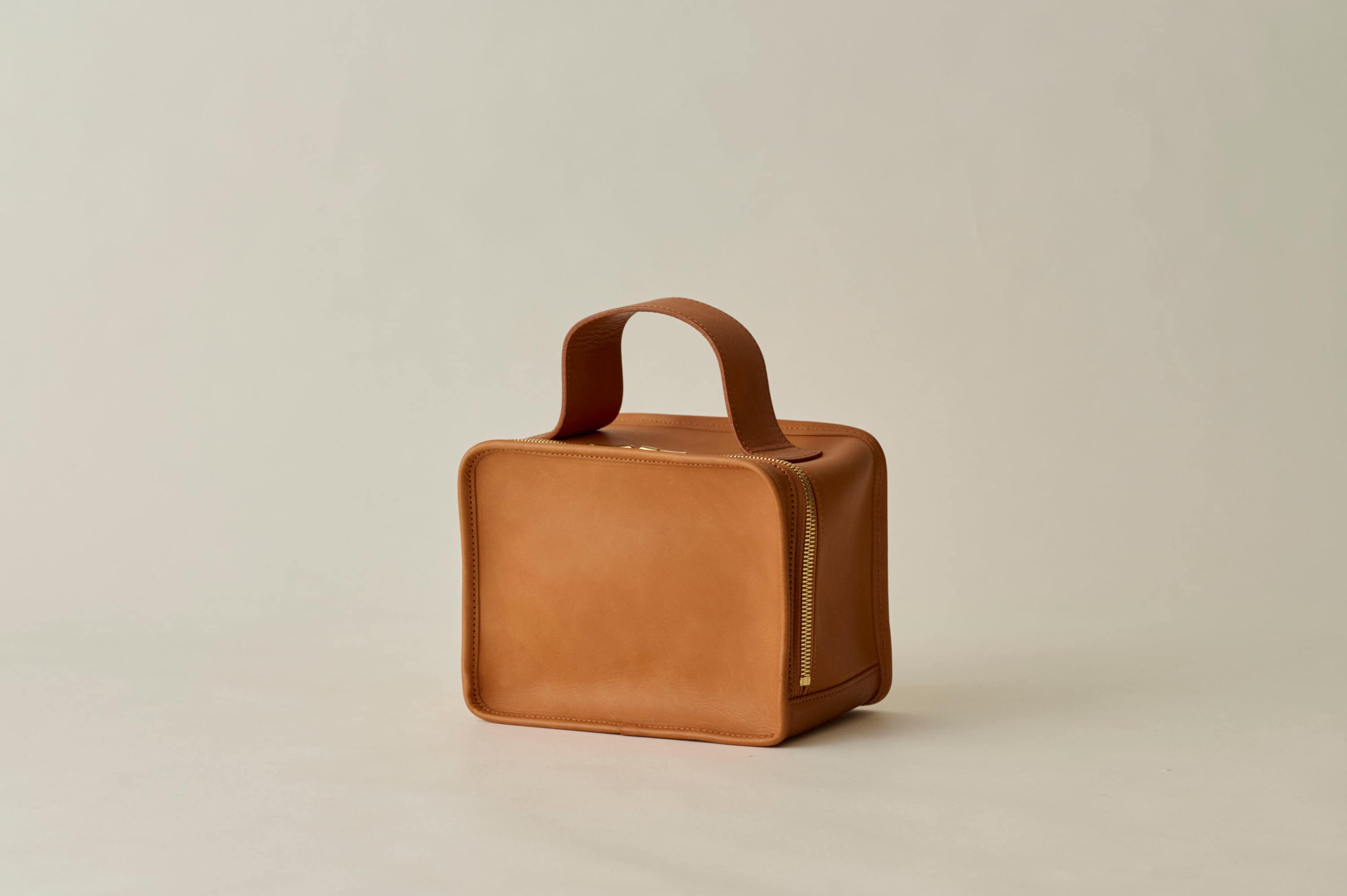 LIMITED】Camel Leather Mini Book Bag -EARTH LEATHER- | LIFESTYLIST